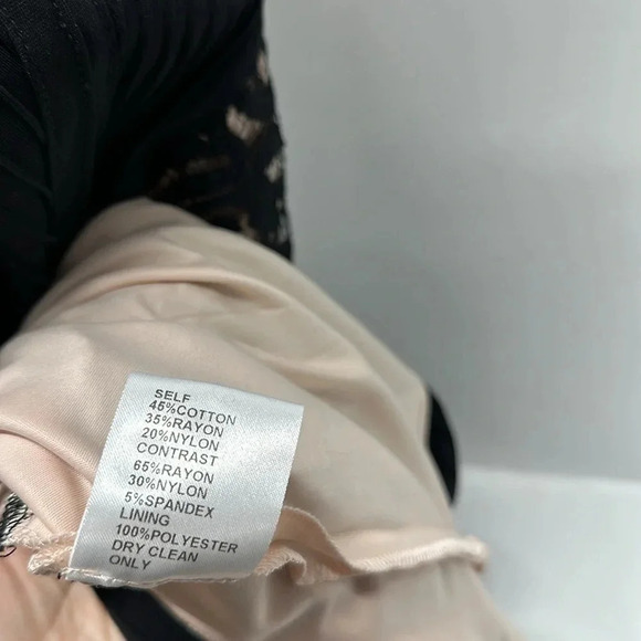 Tadashi Shoji Dress Sleeveless Lace Fit And Flare Midi V-Neck Black Cream Size 6 - Picture 10 of 11